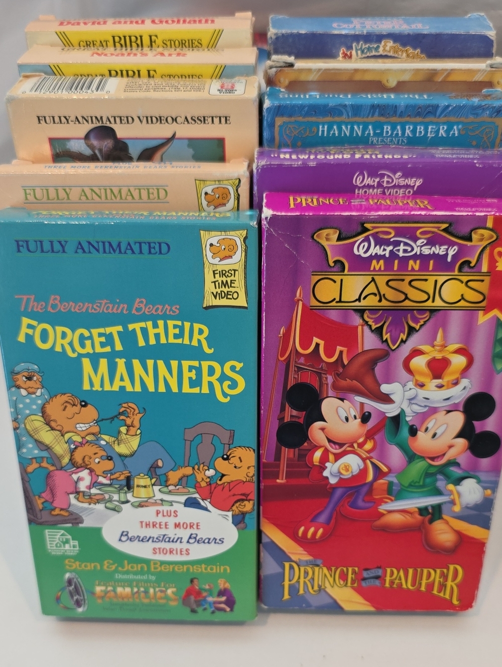 10 VHS Childrens Videos